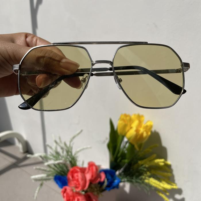 Kacamata hitam pria Aviator David Beckham Johnny Depp Black Premium Alloy Sunglasses Asimetris squar