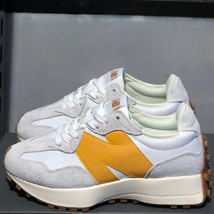 New Balance Trainer 327 Sea Salt Golden Hour