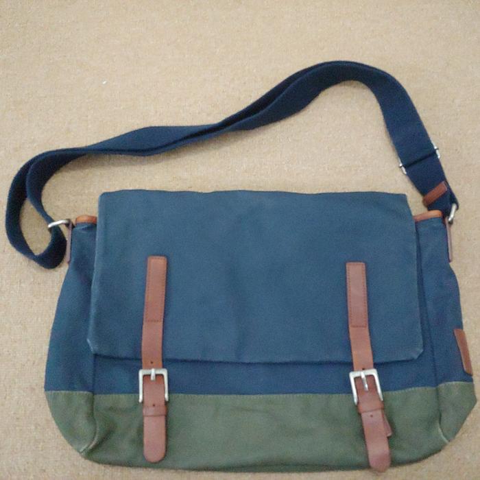 Tas slempang beanpole kanvas mix kulit asli