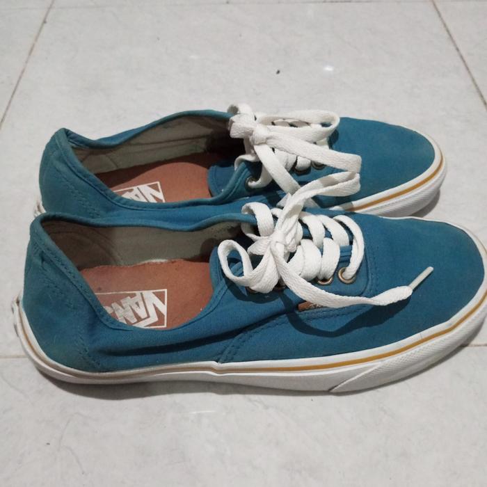Sepatu Branded Vans Tosca Size 41 (Second)