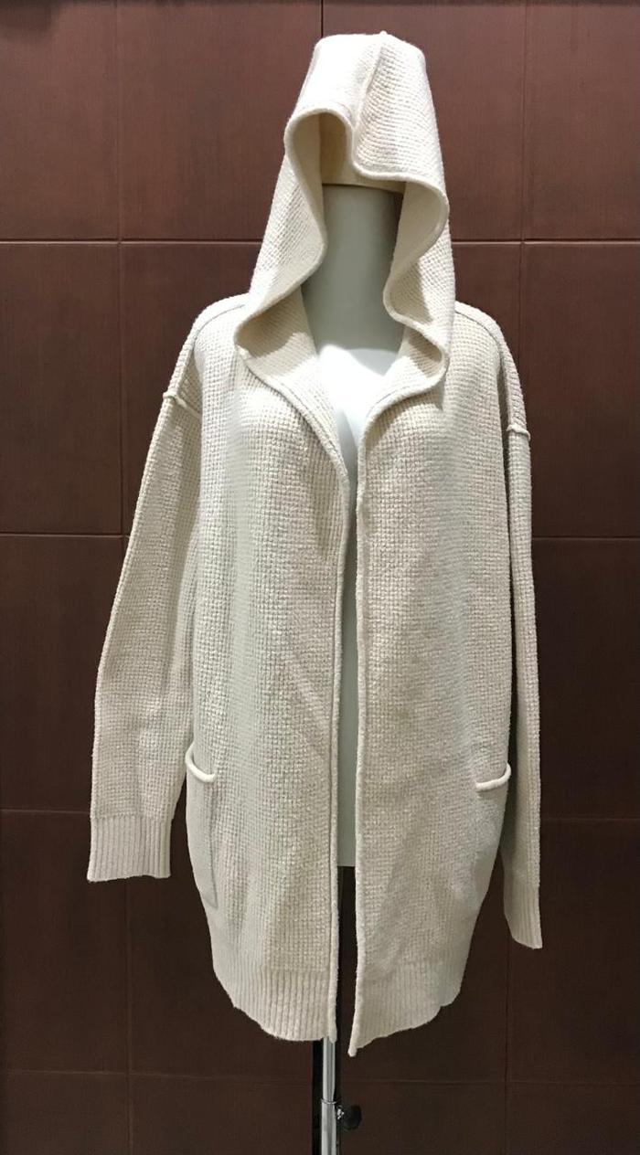 SWEATER CARDIGAN JAMES PERSE LOS ANGELES ORIGINAL PRELOVED  WARNA COKLAT MUDA ADA TOPI SIZE 2