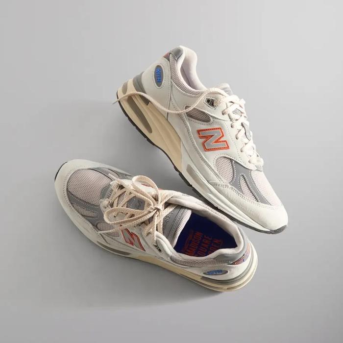 New Balance 991 V2 x Kith Madison Square Garden New York Knicks Made in England 991V2