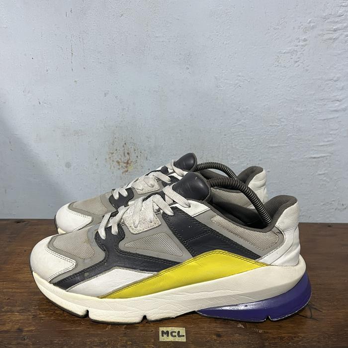 Sepatu second ori under armour forge 96 size 43