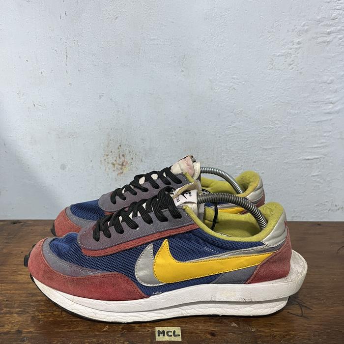 Sepatu second ori nike sacai waffle size 43