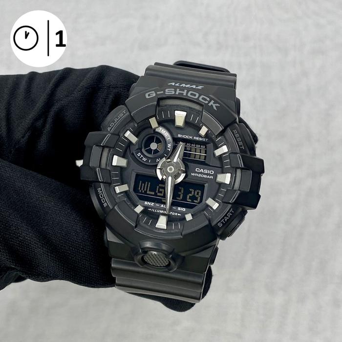 CASIO G-SHOCK MENS WATCH 5522 GA-700 MOVEMENT QUARTZ DIGITAL