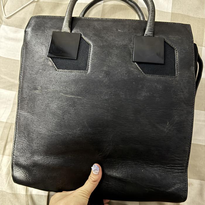 GOOD SANG A Black Handbag