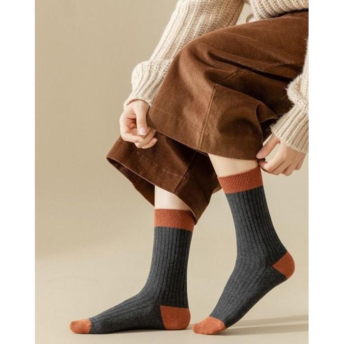 KK156 Kaos kaki Wanita Vintage Classic Women Socks