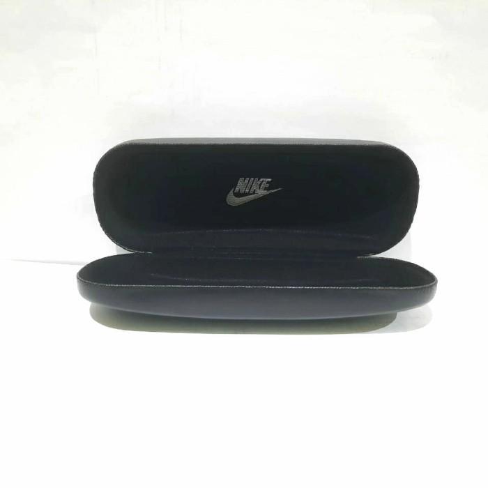 TEMPAT/CEPUK KACAMATA RAYBAN/NIKE - Free Lap kacamata