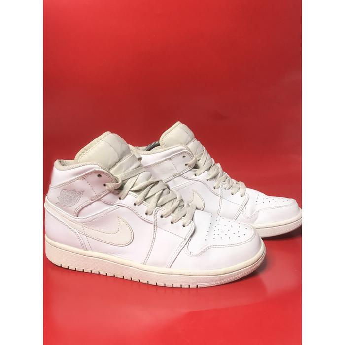 Sepatu Nike putih second 42