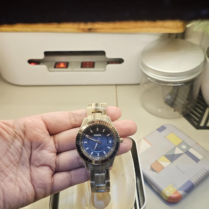 Preloved Jam Fossil Original