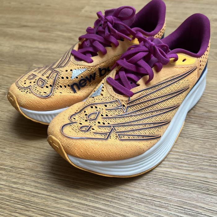 NewBalance FuelCell size us 6.5/23,5cm women