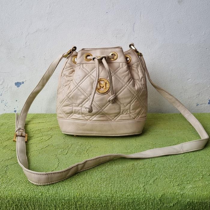 TAS SLING SERUT METROCITY ITALY WANITA KULIT ASLI SECOND BRANDED IMPORT / TAS SELEMPANG WANITA