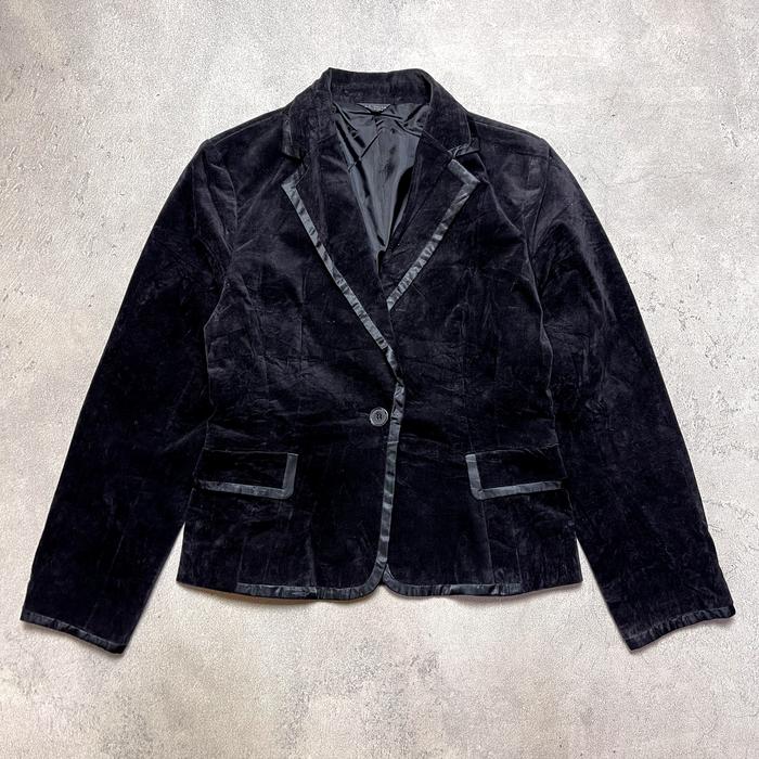 Jaket Blazer Crop Corduroy Wanita Monsan Size S Second