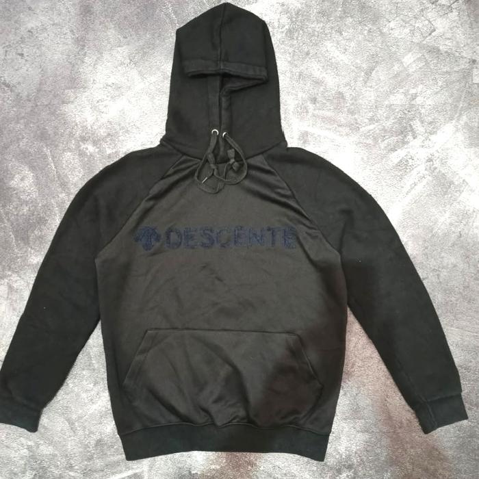 DESCENTE Hoodie Pria Hitam