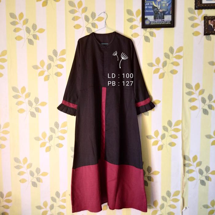 Thrift gamis maroon-hitam Balotelli