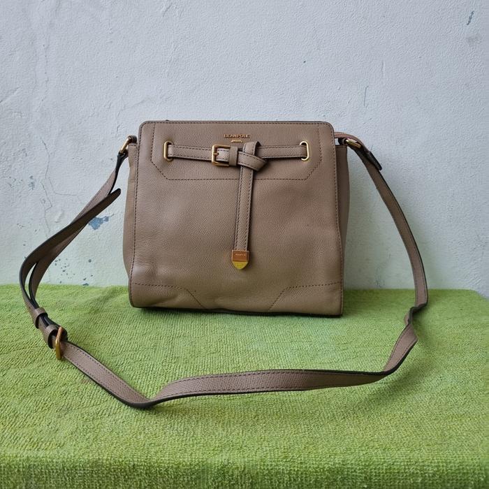 TAS SLING KULIT ASLI BEANPOLE SECOND BRANDED KREM / TAS SELEMPANG PESTA WANITA