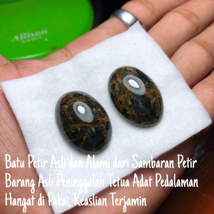 Batu Cincin Petir Api Asli Kalimantan Sepasang