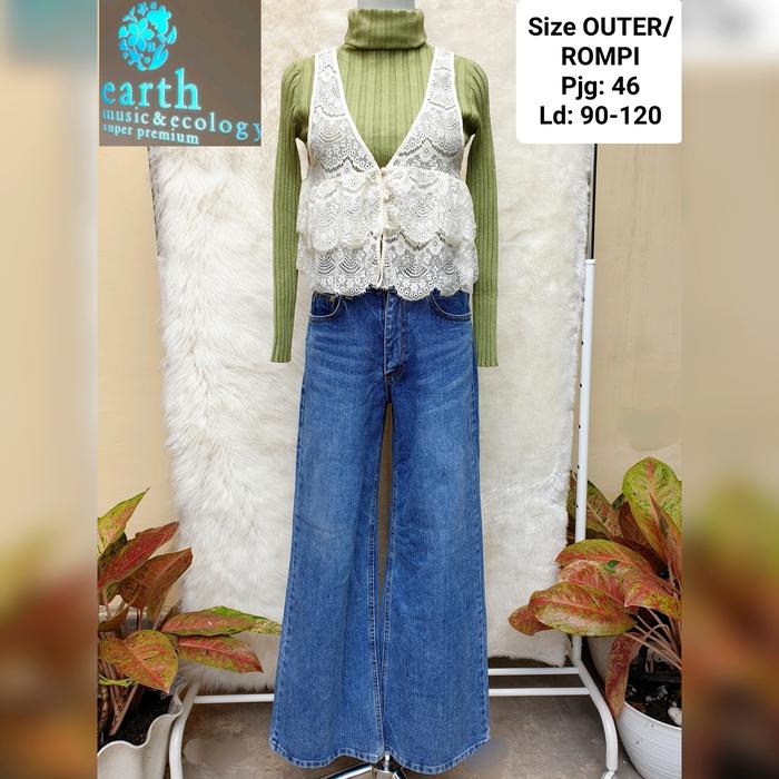 Earth Music & Ecology Lace Vest Rompi Outer