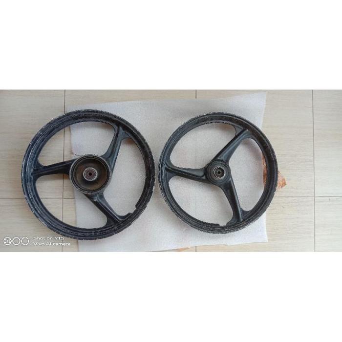 Ready Pelek CW ori Enkei F1ZR, depan belakang bekas copotan motor masih bagus