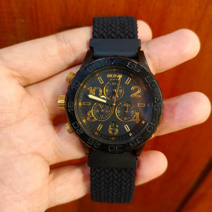 jam tangan nixon 42-20 chronograph strap AM