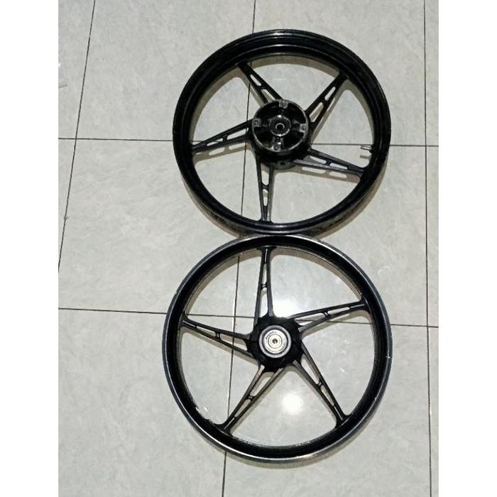 velg original jupiter mx new 135
