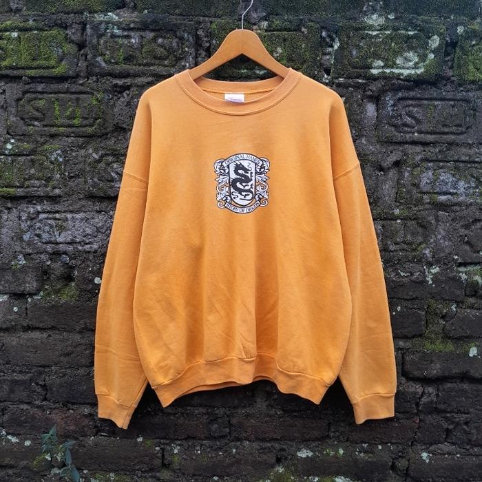 Streetwear vintage 90s hanes story of dragon sweatshirt not jerzees russell anvil oneita lee tultex 