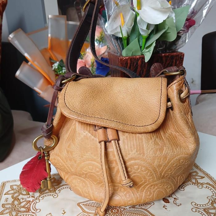 Fossil deasy embossed drawstring