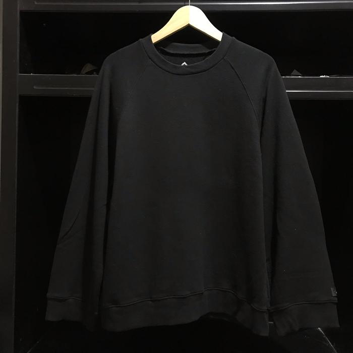 Sweatshirt Crewneck Hitam Dasoul Company Nuhabit 2nd