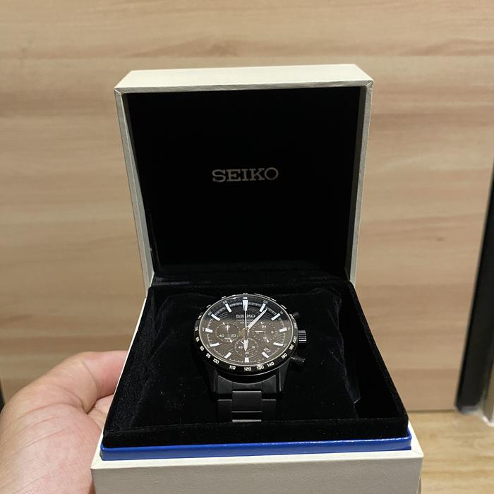 Jam Tangan Seiko 8T63-00Y0 Chronograph Quartz Black Edition