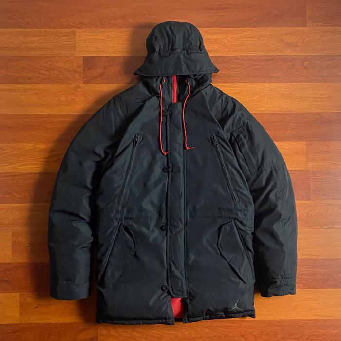 Nike Jordan 550 bulu angsa goose down jacket ( L ) pria