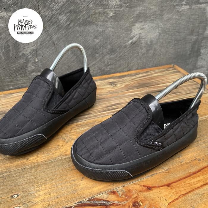 SEPATU VANS KIDS SHOES ER 2 TRIPLE FULL BLACK