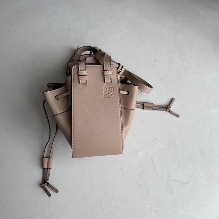 LOEWE MINI HAMMOCK IN SAND