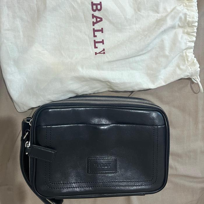 Bally Tamio Leather black clutch/pouch
