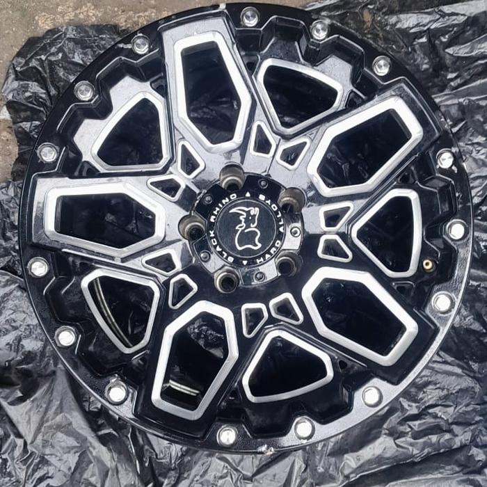 velg serep bleck Rhino R17