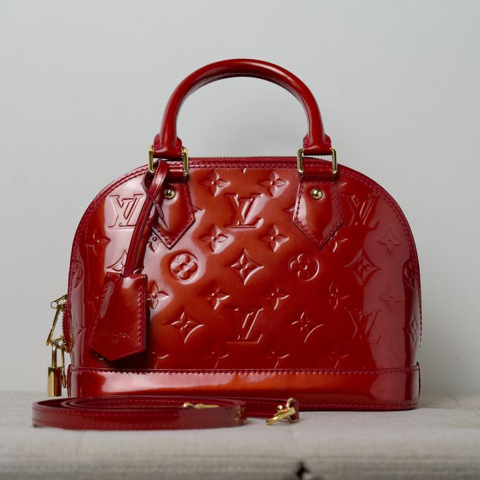 Tas Louis Vuitton LV Alma Vernis GHW BB Red Bag