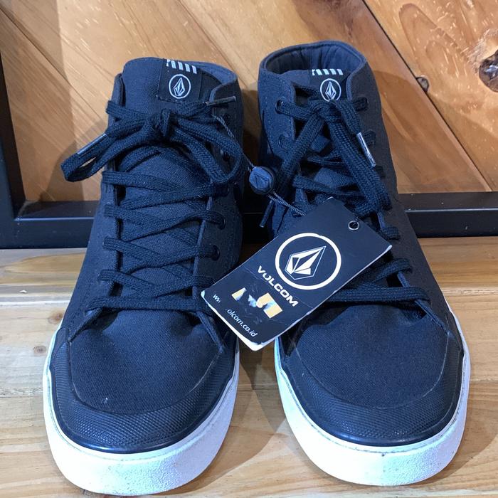 Sale sepatu volcom 3/4 black Original 43