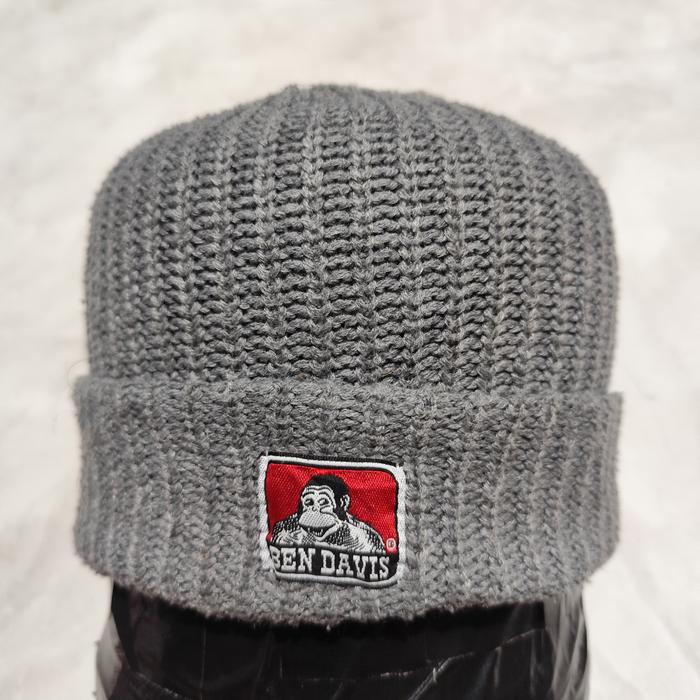 topi beanie kupluk rajut ben Davis abu bekas