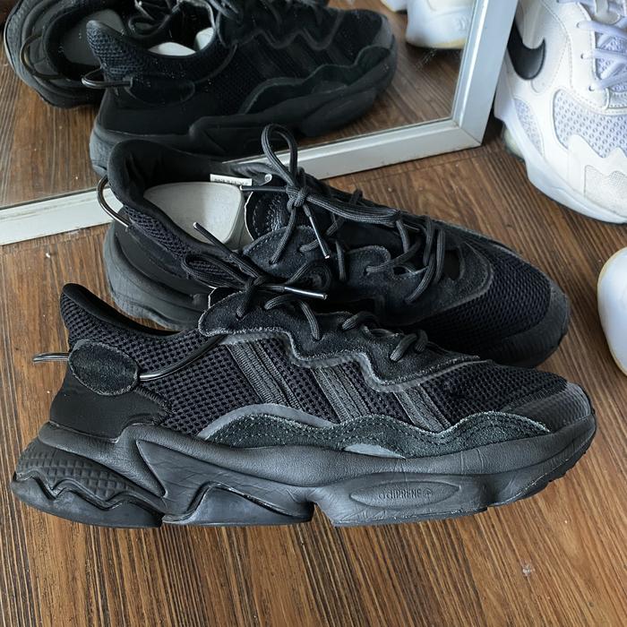 Adidas Ozweego Triple Black Murah - Sneakers second market