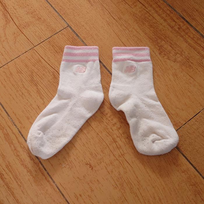 Kaos Kaki Brand Thrift Second Wear By NB New Balance Ladies Womens