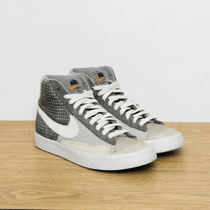 Nike Blazer Mid 77 Patch Smoke Grey White
