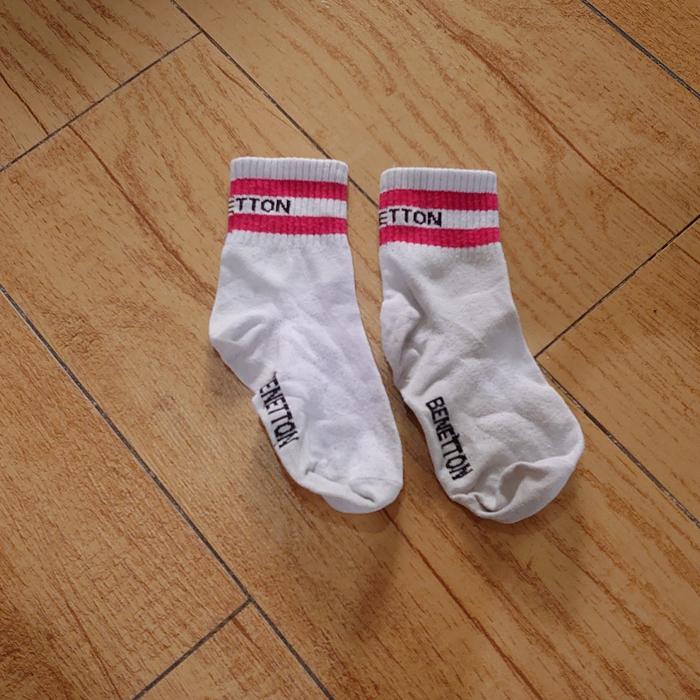Kaos Kaki Brand Thrift Second Wear By Benetton