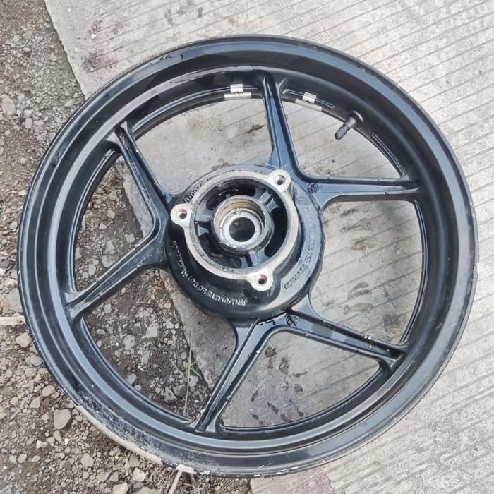 velg velk belakang racing resing ORI ninja 250 fi old original asli second