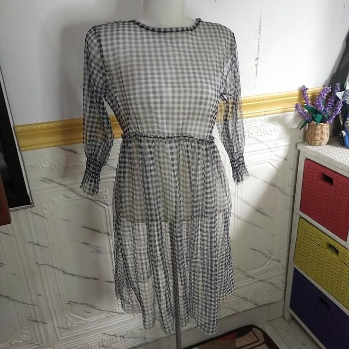 Dress outer tile kotak hitam putih preloved