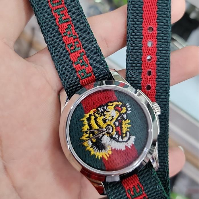 JAM TANGAN WANITA GC TIGER PARAMOUR NATO CANVAS GREEN SILVER