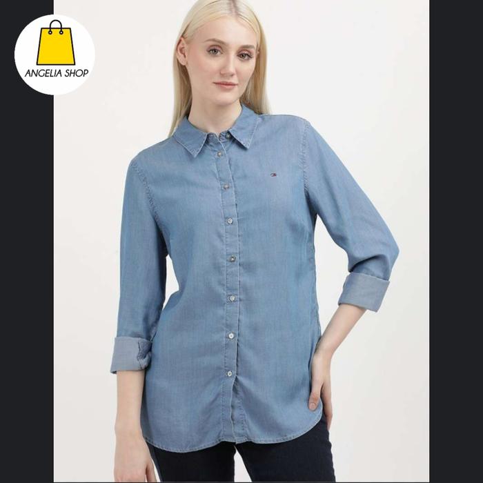 181. TOMMY HILFIGER Kemeja Wanita Authentic