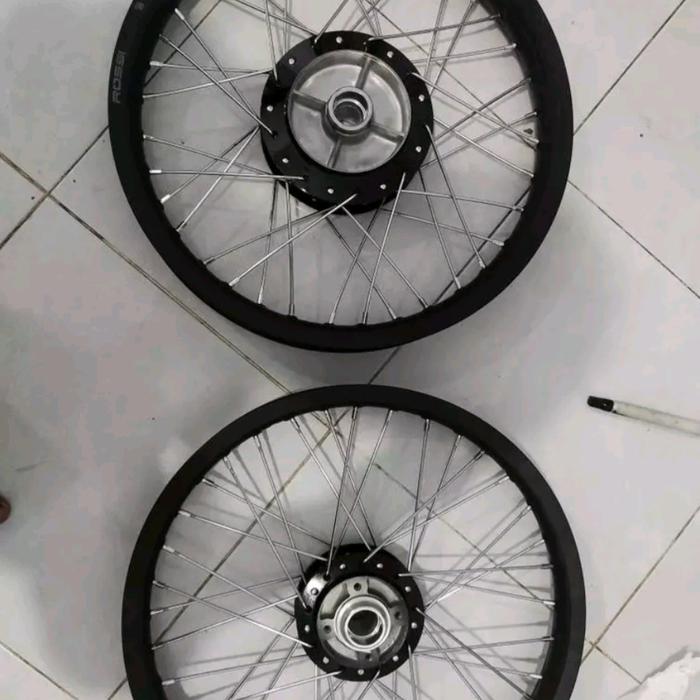 Velg Suzuki GSX 150 Belakang