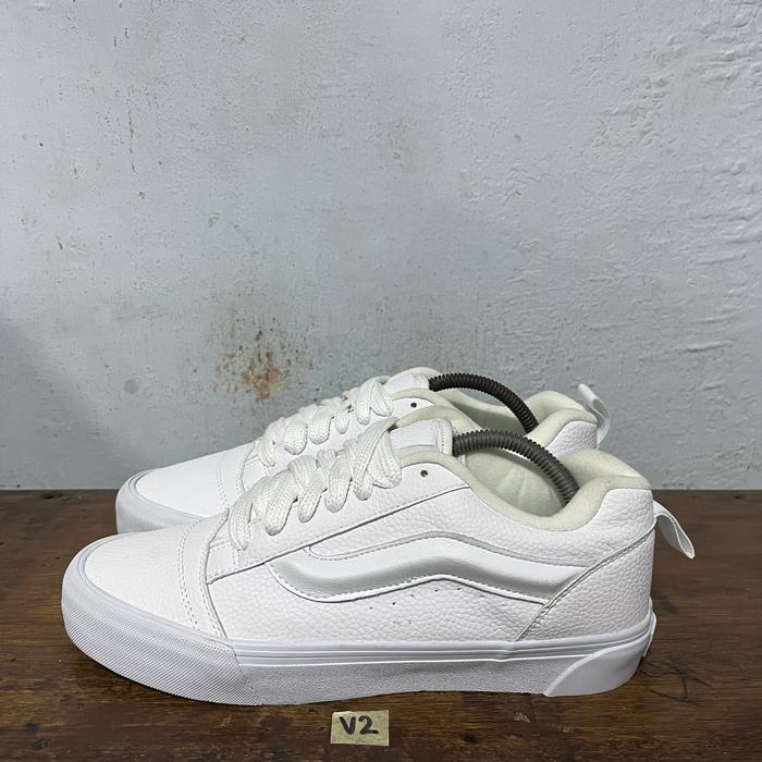 Sepatu second ori vans knu skool true white size 42