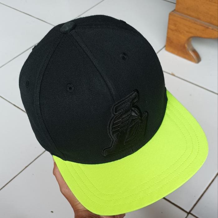 topi adidas trefoil x nba lakers