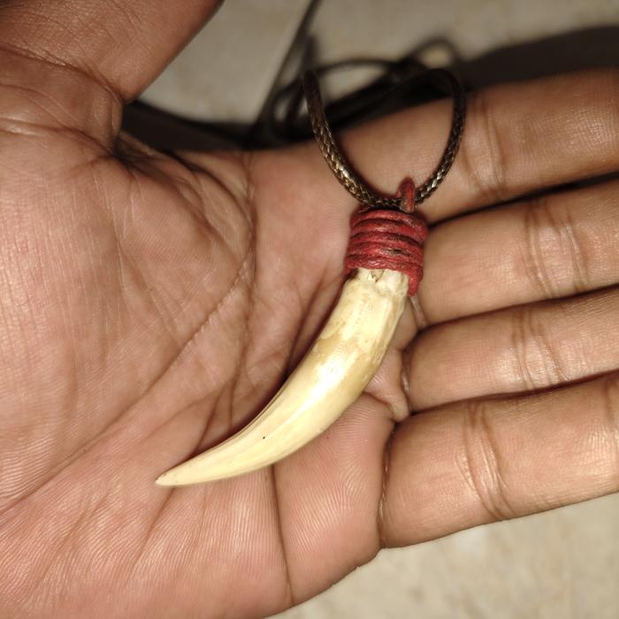 kalung bandul tring kuno unik warisan