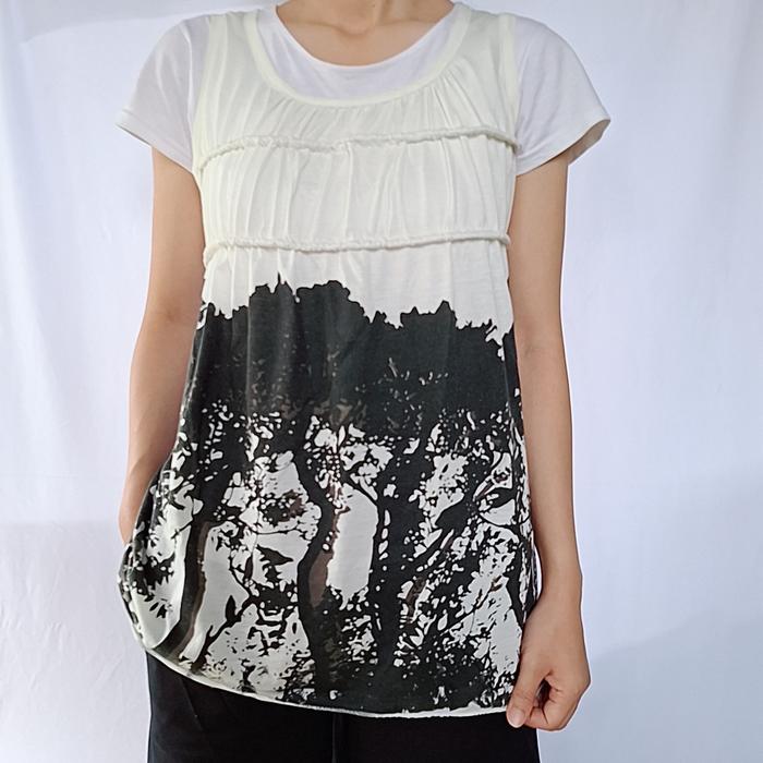 Tank Top Putih Ghost of Harlem